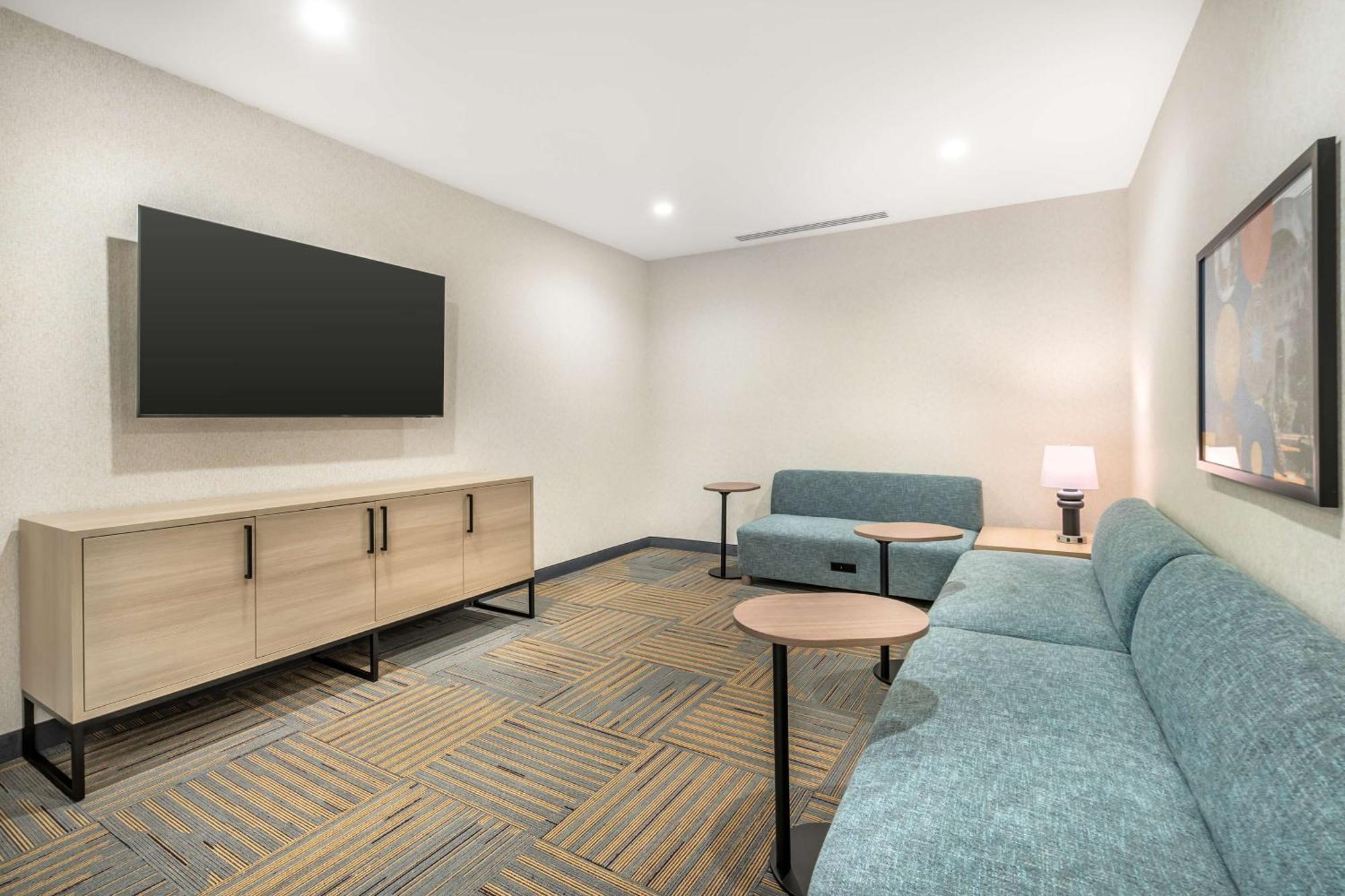 Home2 Suites By Hilton Reynoldsburg Columbus East Eksteriør bilde